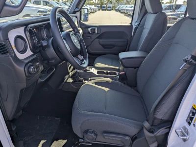 2026 Jeep Wrangler — photo 12 view