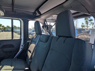 2026 Jeep Wrangler — photo 7 view