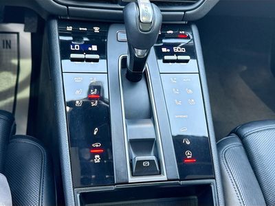 2023 Porsche Macan - Photo 33