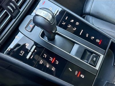 2023 Porsche Macan - Photo 28