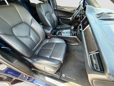2023 Porsche Macan - Photo 14