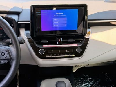 2026 Toyota Corolla LE — photo 17 view