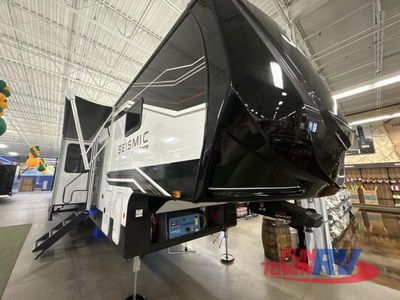 2026 Jayco Seismic - Photo 3