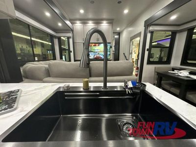 2026 Jayco Seismic - Photo 18
