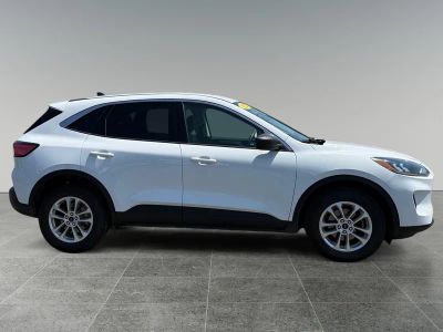 2022 Ford Escape — detail view