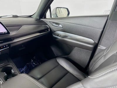 2024 Cadillac XT4 — photo 24 view