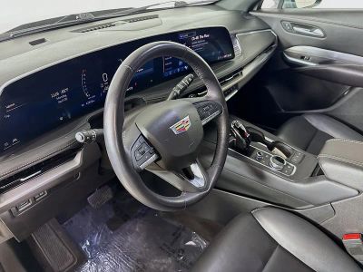 2024 Cadillac XT4 — photo 7 view
