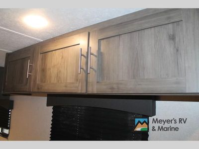 2021 Coachmen RV Viking Saga — photo 15 view