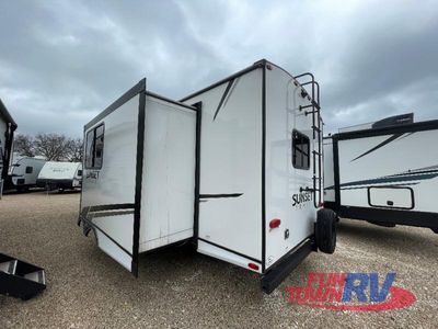 2023 CrossRoads RV Sunset Trail - Photo 4
