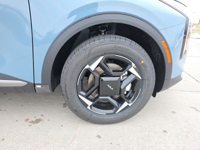 2026 Kia Sportage Hybrid — engine compartment view