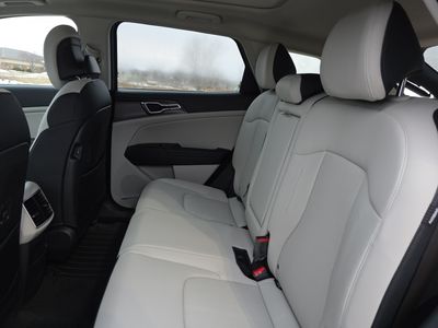 2026 Kia Sportage Hybrid — photo 10 view