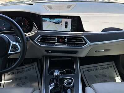 2022 BMW X7 - Photo 16