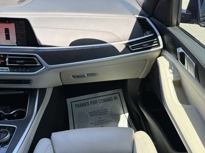 2022 BMW X7 - Photo 17