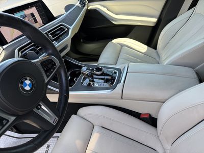 2022 BMW X7 - Photo 25