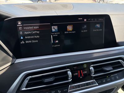 2022 BMW X7 - Photo 30