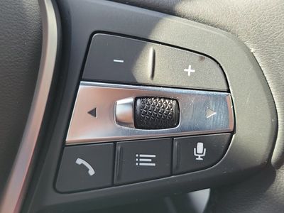 2023 BMW 3 Series - Photo 25