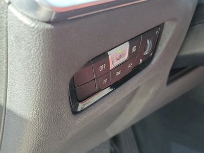 2023 BMW 3 Series - Photo 22