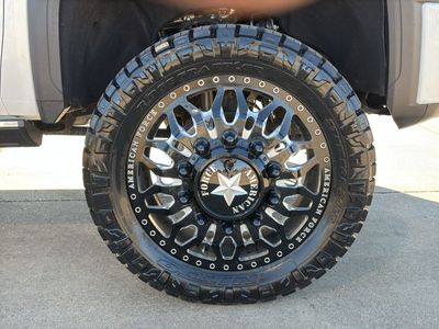 2025 GMC Sierra 3500 HD - Photo 9