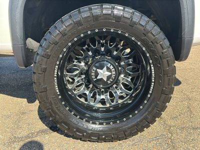 2025 GMC Sierra 3500 HD - Photo 11