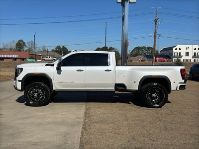 2025 GMC Sierra 3500 HD - Photo 4