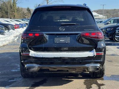 2026 Mercedes-Benz GLS - Photo 9