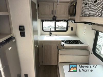 2026 Coachmen RV Catalina Summit Series 7 - Photo 8