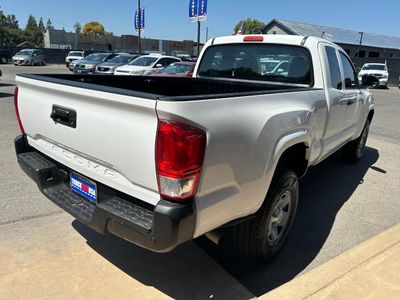 2017 Toyota Tacoma Access Cab - Photo 8