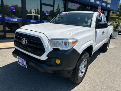2017 Toyota Tacoma Access Cab - Photo 2