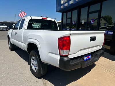 2017 Toyota Tacoma Access Cab - Photo 6