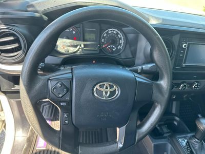 2017 Toyota Tacoma Access Cab - Photo 17