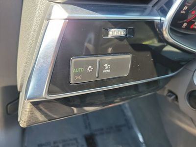 2019 Audi Q8 - Photo 13
