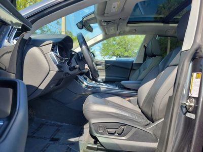 2019 Audi Q8 - Photo 11