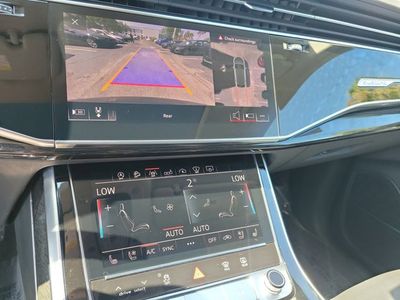 2019 Audi Q8 - Photo 19