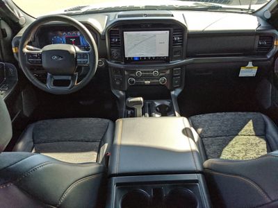 2025 Ford F-150 - Photo 12