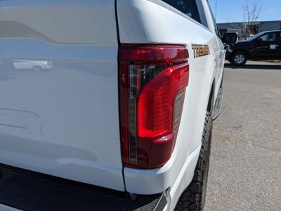 2025 Ford F-150 - Photo 11