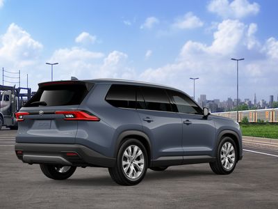 2026 Toyota Grand Highlander Hybrid - Photo 12