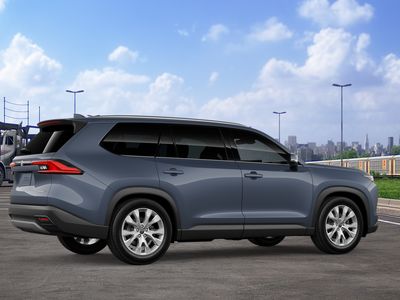 2026 Toyota Grand Highlander Hybrid - Photo 13