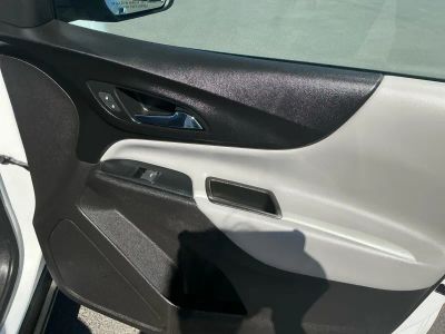 2018 Chevrolet Equinox — photo 21 view