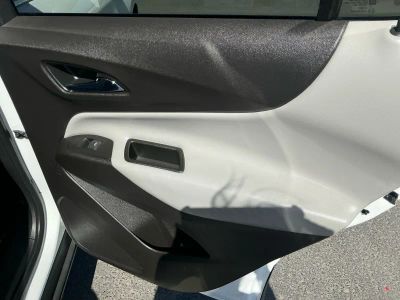 2018 Chevrolet Equinox — photo 19 view