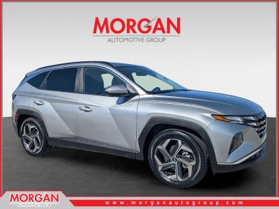 2023 Hyundai Tucson SEL in Shimmering Silver — front three-quarter view