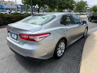 2020 Toyota Camry — photo 11 view