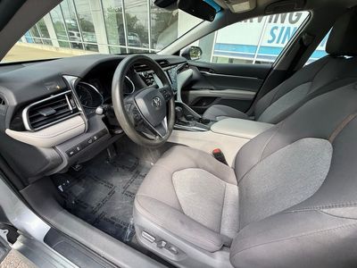 2020 Toyota Camry — photo 14 view