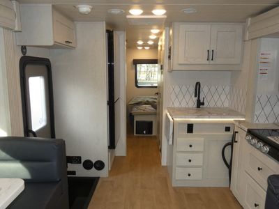 2026 NeXus RV Viper - Photo 5