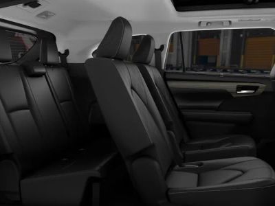 2026 Toyota Highlander - Photo 21