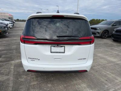 2026 Chrysler Pacifica — interior view