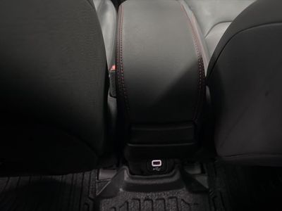 2023 Jeep Renegade - Photo 24