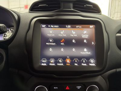 2023 Jeep Renegade - Photo 35