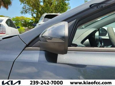 2020 Kia Forte — photo 7 view