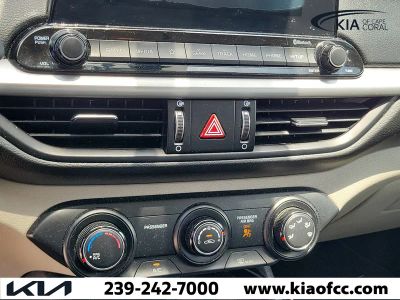 2020 Kia Forte — photo 21 view