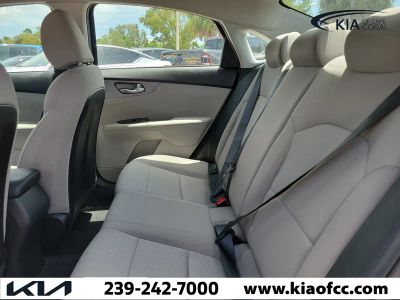 2020 Kia Forte — photo 13 view